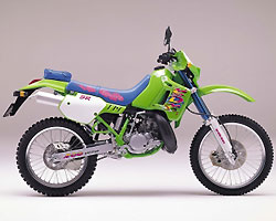 KAWASAKIのKDX200SRのバイク用品・パーツ・部品の事ならオフロード専門 
